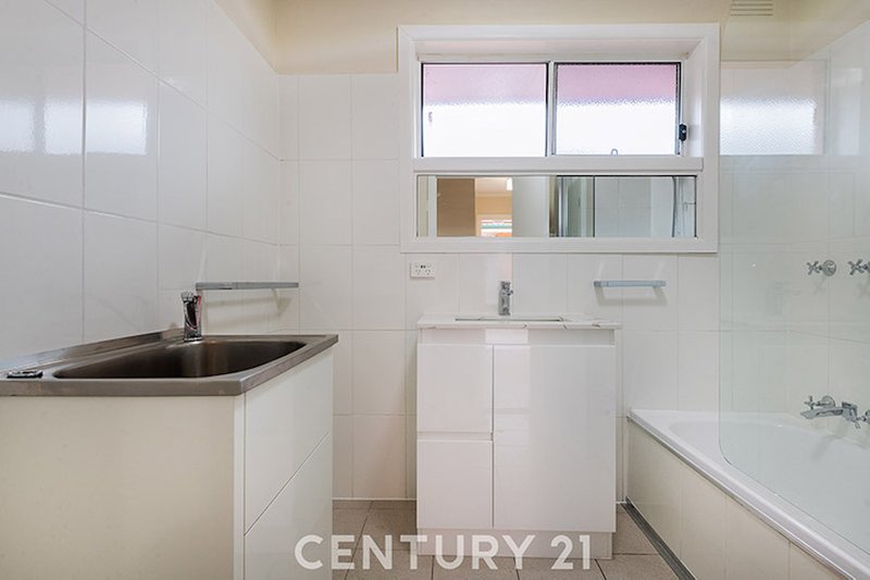 Photo - 4/72 Ormond Road, Clayton VIC 3168 - Image 4