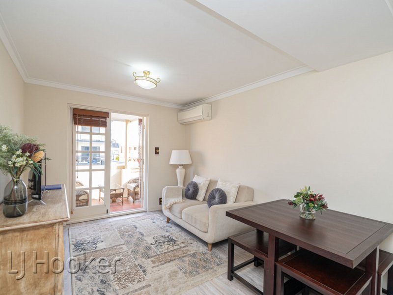 Photo - 47/22 Nile Street, East Perth WA 6004 - Image 7