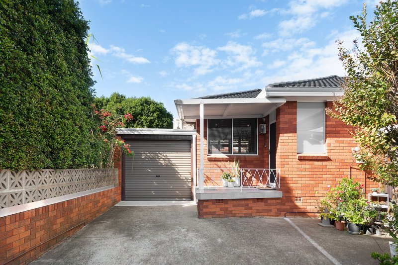 Photo - 4/73 Connemarra Street, Bexley NSW 2207 - Image 9