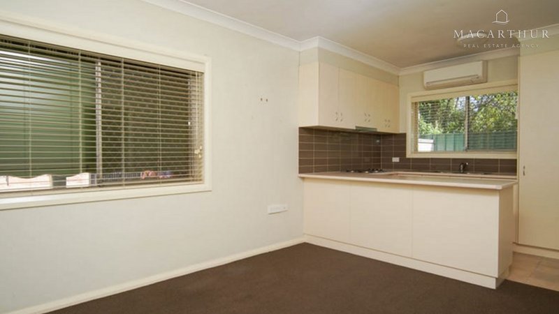 Photo - 4/74 Best Street, Wagga Wagga NSW 2650 - Image 3