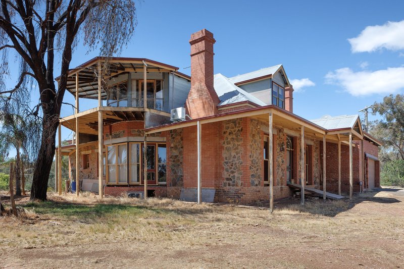 Photo - 474 Chiltern Rutherglen Road, Cornishtown VIC 3683 - Image 3