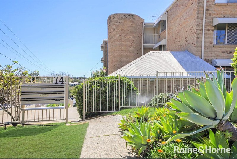 Photo - 4/74 Kensington Terrace, Toowong QLD 4066 - Image 9