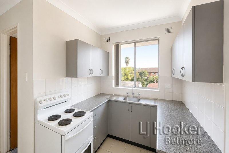 Photo - 4/74 Knox Street, Belmore NSW 2192 - Image 2