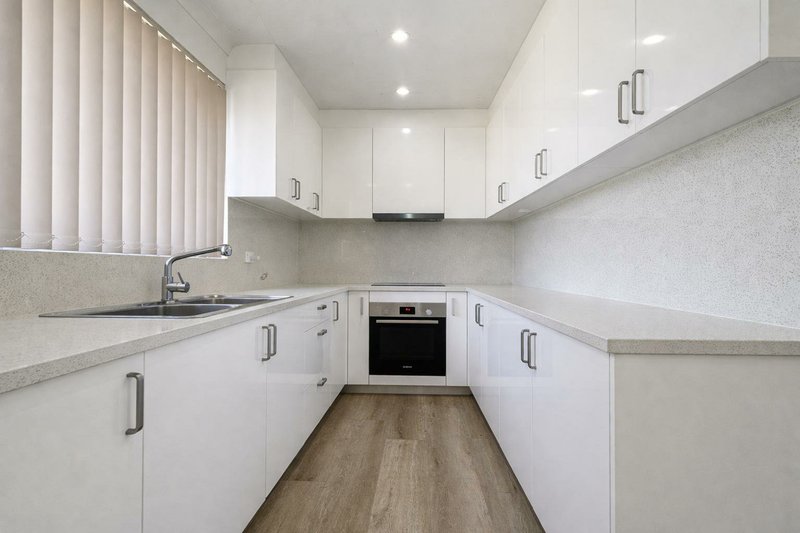 Photo - 4/74 Mcburney Road, Cabramatta NSW 2166 - Image 2