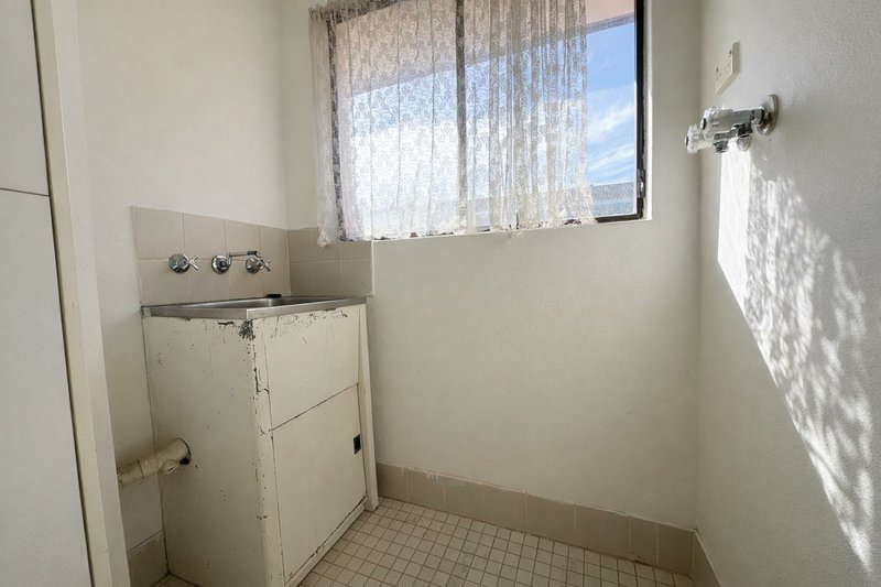 Photo - 4/74 Mcburney Road, Cabramatta NSW 2166 - Image 6