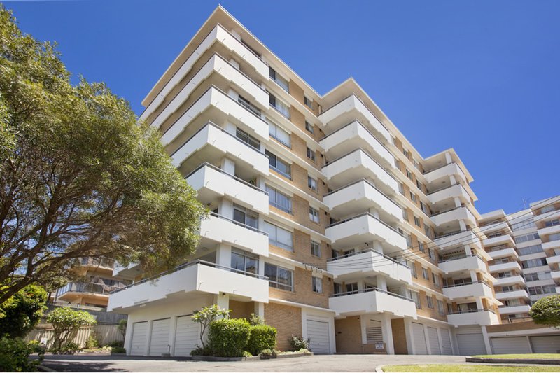 Photo - 4/745 Pittwater Road, Dee Why NSW 2099 - Image 4