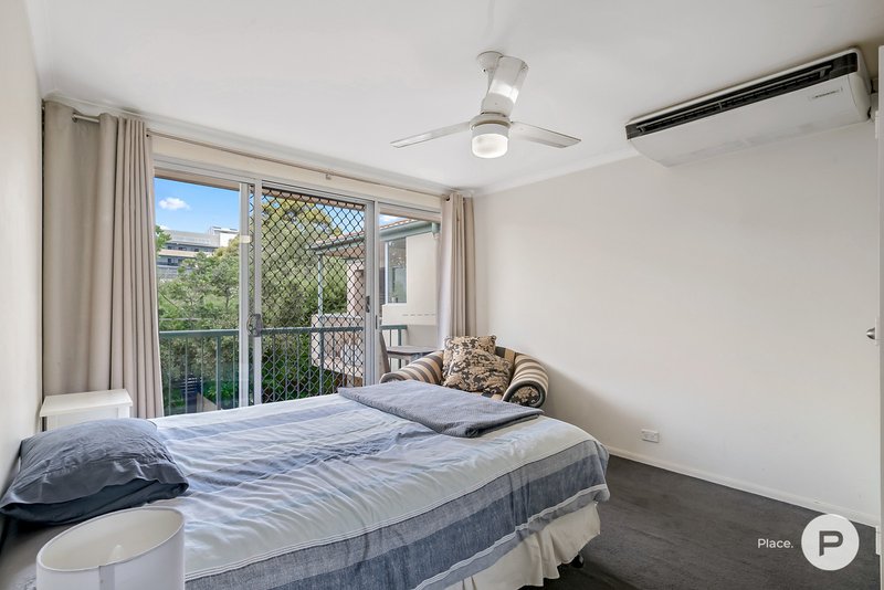 Photo - 4/75 Allen Street, Hamilton QLD 4007 - Image 6