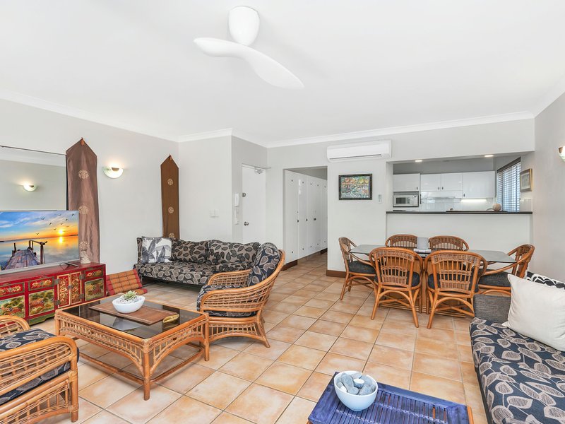 Photo - 4/75 Arlington Esplanade, Clifton Beach QLD 4879 - Image 3