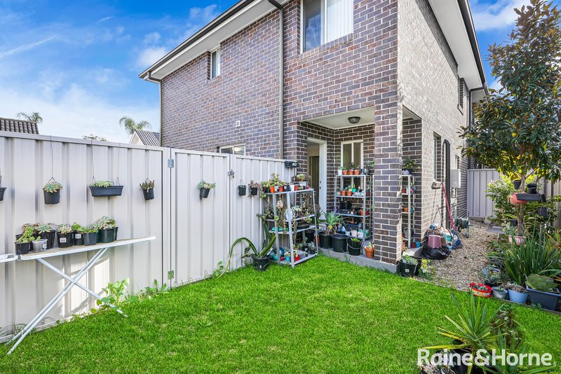 Photo - 4/75 Canberra Street, Oxley Park NSW 2760 - Image 9