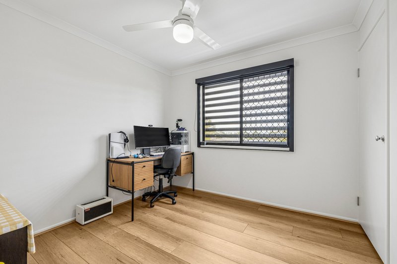 Photo - 4/75 Samsonvale Road, Strathpine QLD 4500 - Image 19
