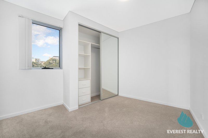 Photo - 47/57-59 Lachlan Street, Warwick Farm NSW 2170 - Image 8