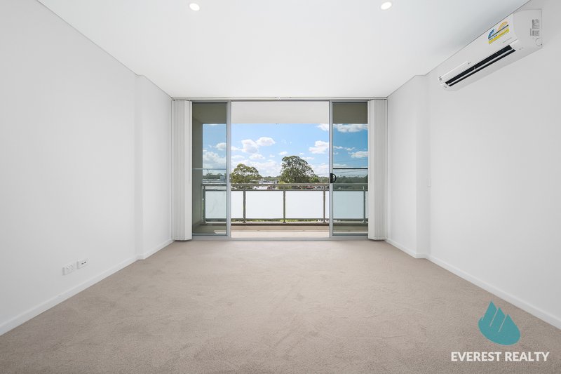 Photo - 47/57-59 Lachlan Street, Warwick Farm NSW 2170 - Image 12