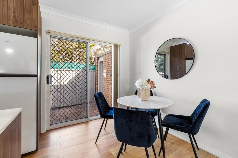 Photo - 4/76-80 Cronulla Street, Carlton NSW 2218 - Image 4