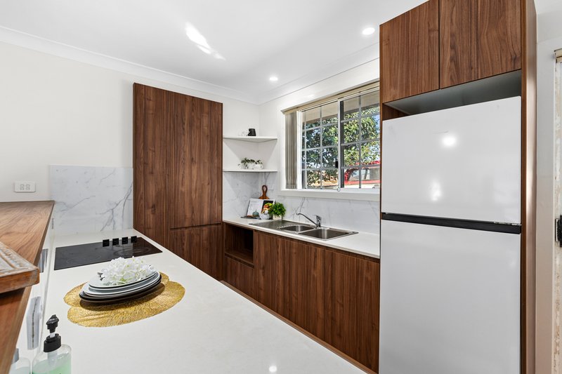 Photo - 4/76-80 Cronulla Street, Carlton NSW 2218 - Image 5