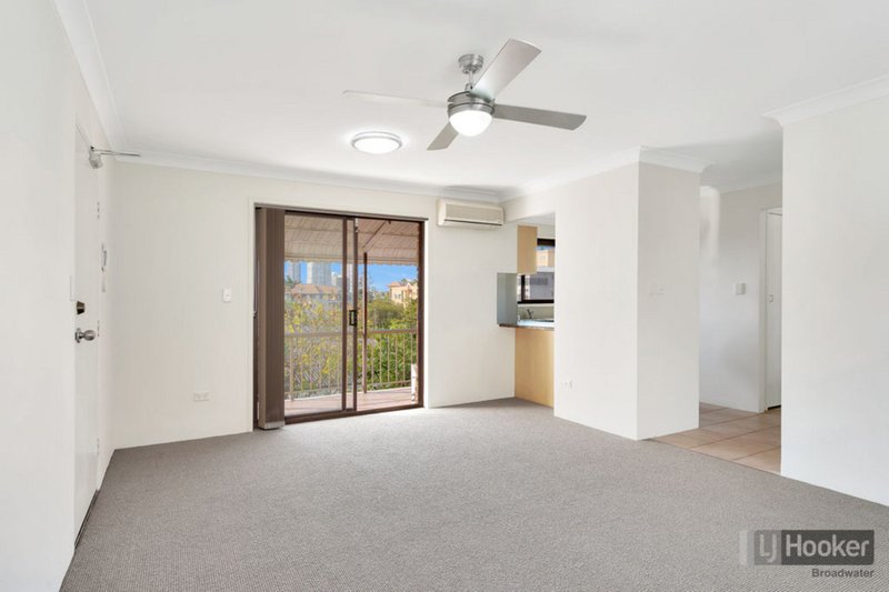 Photo - 4/76 Brighton Street, Biggera Waters QLD 4216 - Image 5