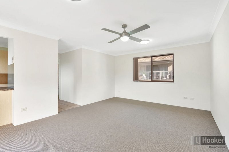 Photo - 4/76 Brighton Street, Biggera Waters QLD 4216 - Image 7