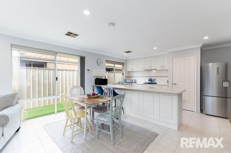 Photo - 4/76 Harden Park Trail, Carramar WA 6031 - Image 7