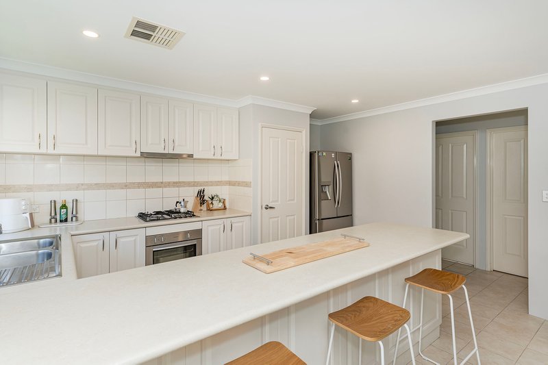 Photo - 4/76 Harden Park Trail, Carramar WA 6031 - Image 4