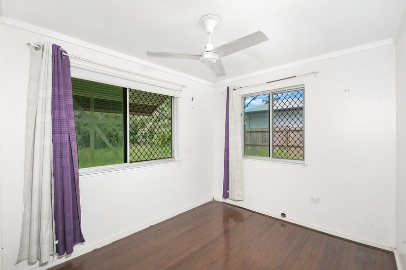 Photo - 476 Mccoombe Street, Manoora QLD 4870 - Image 4