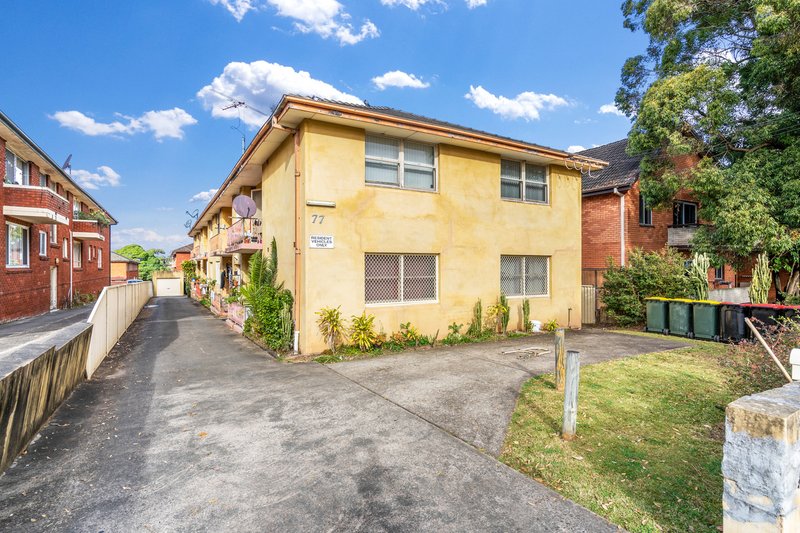 Photo - 4/77 Northumberland Road, Auburn NSW 2144 - Image 4