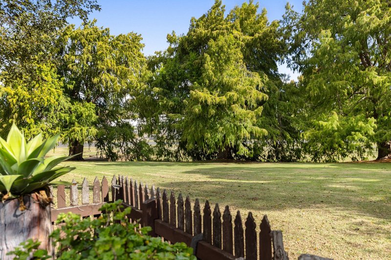 Photo - 4/78 Herries Street, East Toowoomba QLD 4350 - Image 17