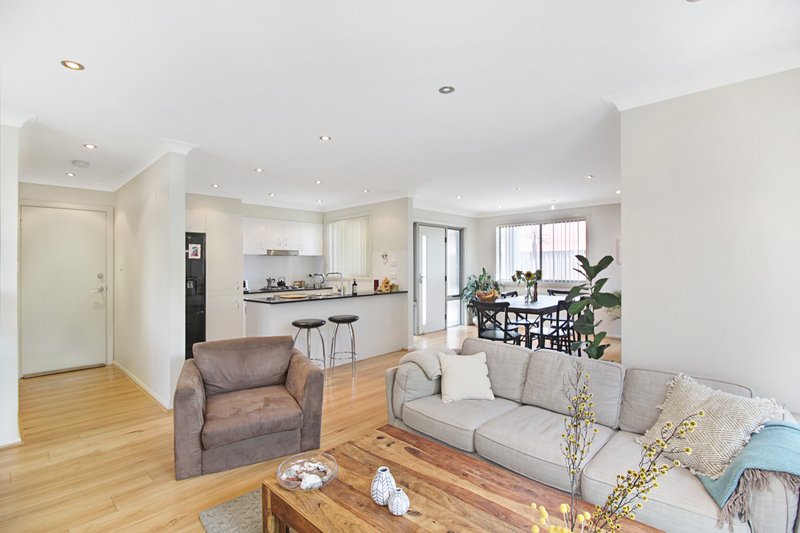 Photo - 4/78 Kenny Street, Wollongong NSW 2500 - Image 4