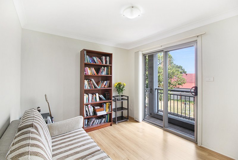 Photo - 4/78 Kenny Street, Wollongong NSW 2500 - Image 6