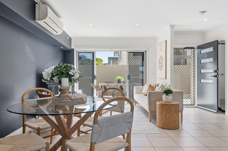 Photo - 4/78 Melton Road, Nundah QLD 4012 - Image 2