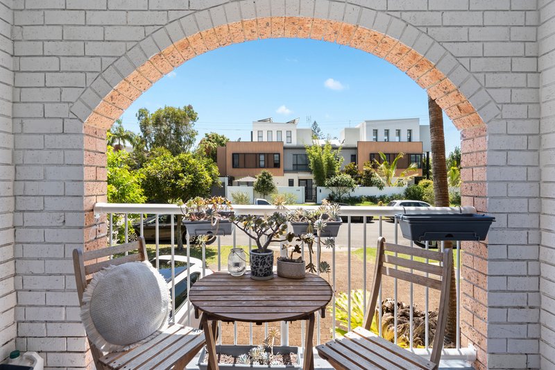 Photo - 4/78 Petrel Avenue, Mermaid Beach QLD 4218 - Image 6