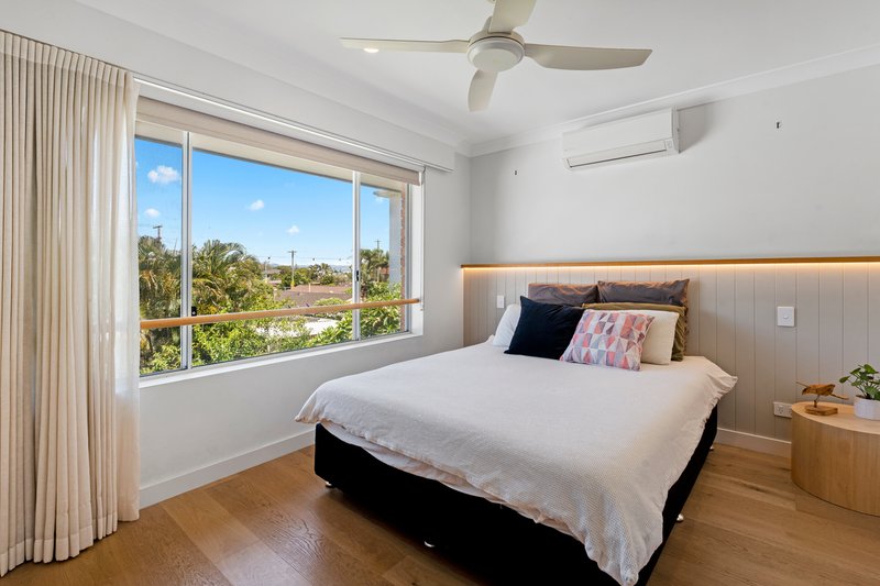 Photo - 4/78 Petrel Avenue, Mermaid Beach QLD 4218 - Image 7