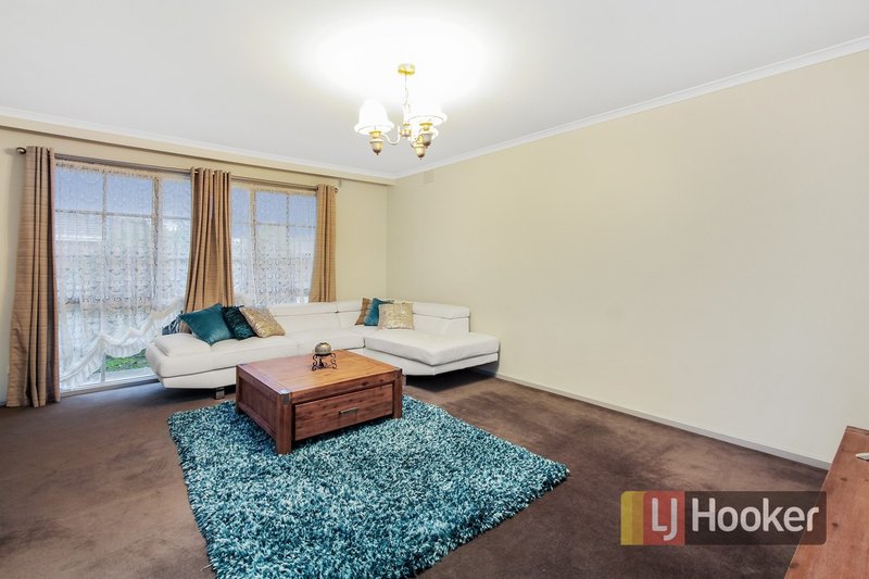 Photo - 4/79-81 Clarendon Street, Cranbourne VIC 3977 - Image 5