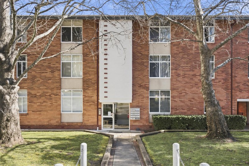 Photo - 4/79-81 Northbourne Avenue, Turner ACT 2612 - Image 2
