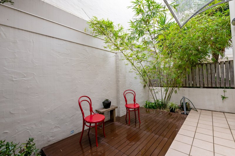 Photo - 4/79 Berwick Street, Fortitude Valley QLD 4006 - Image 9