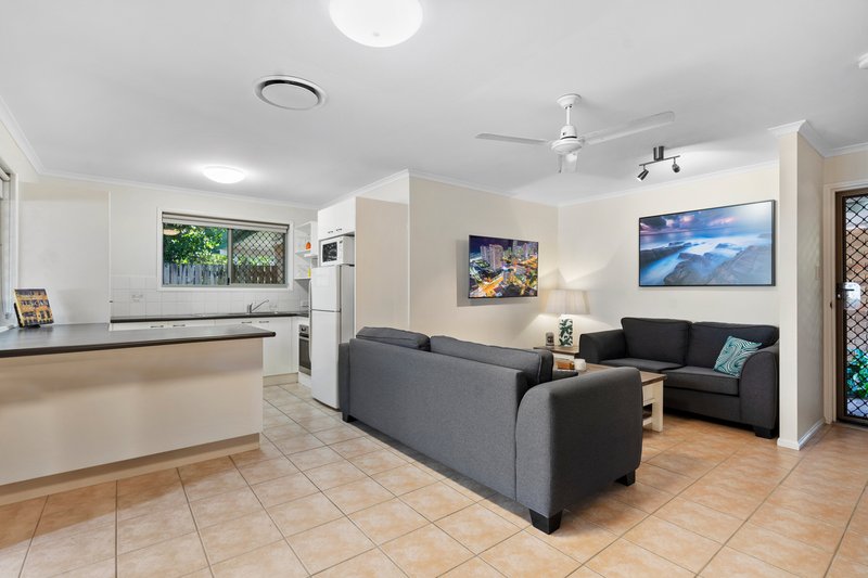 Photo - 4/79 Queen Street, Cleveland QLD 4163 - Image 2