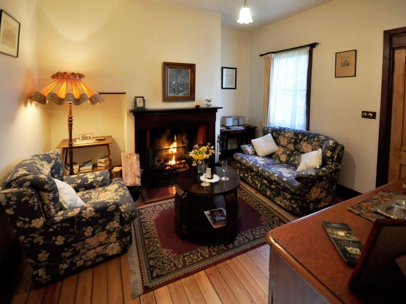 Photo - 47a and 47b Bridge Street, Richmond TAS 7025 - Image 8