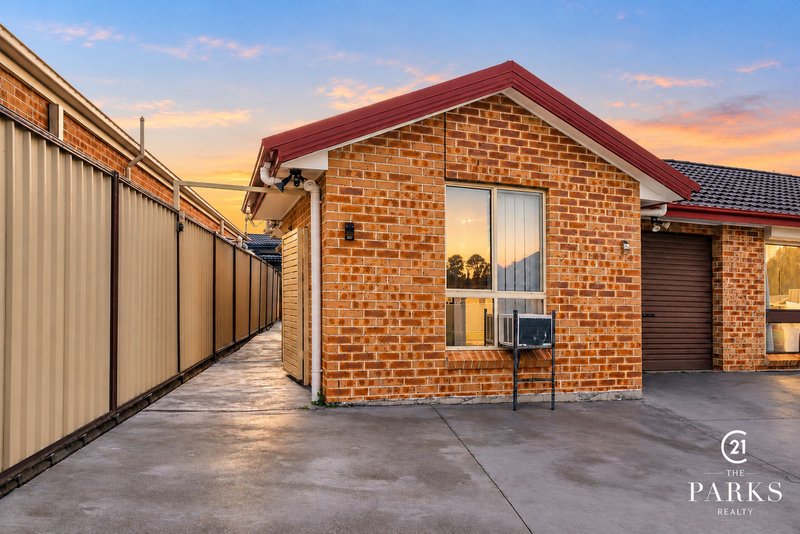 Photo - 47a Duardo Street, Edensor Park NSW 2176 - Image 1