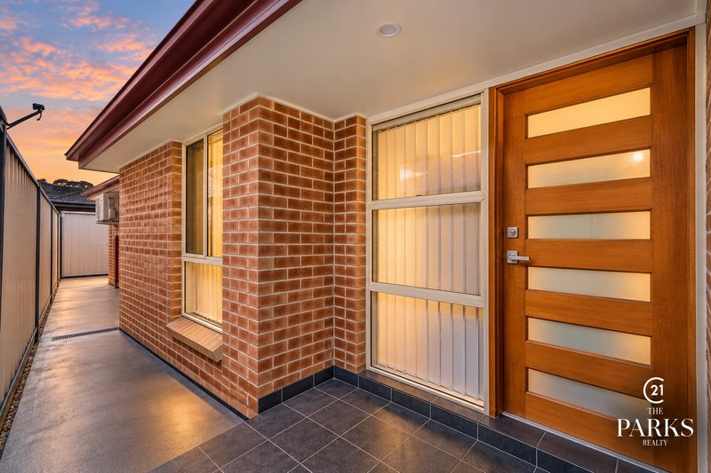 Photo - 47a Duardo Street, Edensor Park NSW 2176 - Image 2