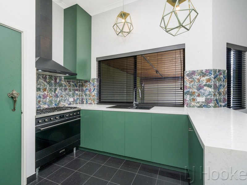 Photo - 47B Trafalgar Road, East Perth WA 6004 - Image 6