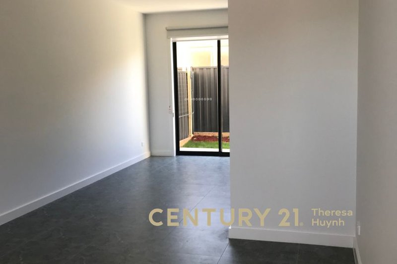 Photo - 47D Victoria Avenue, Springvale VIC 3171 - Image 1