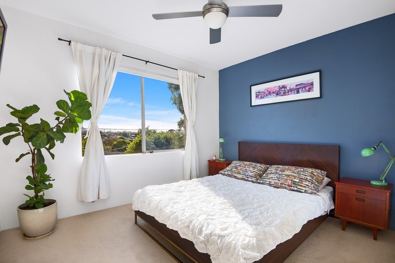 Photo - 4/8-10 Schwebel Street, Marrickville NSW 2204 - Image 4