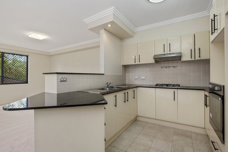 Photo - 4/8-16 William Street, Ryde NSW 2112 - Image 3