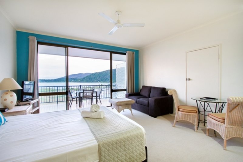 Photo - 48 & 48A / 5 Golden Orchid Drive, Airlie Beach QLD 4802 - Image 6