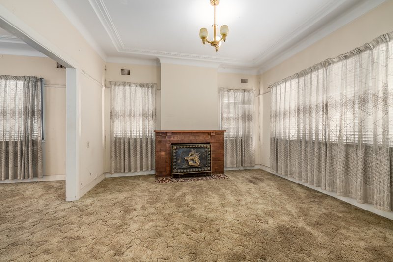 Photo - 48-50 Castlereagh Street, Singleton NSW 2330 - Image 3