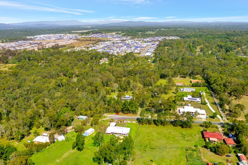 Photo - 48-52 Country Court, Park Ridge QLD 4125 - Image 8