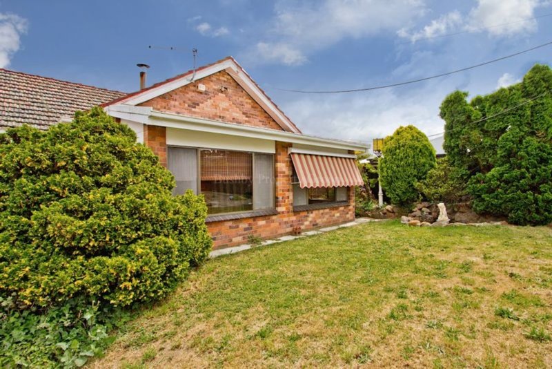 Photo - 48 Alanvale Road, Newnham TAS 7248 - Image 17