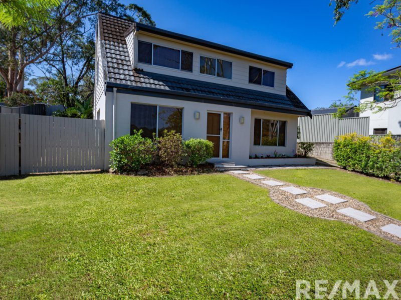 48 Alison Road, Carrara QLD 4211