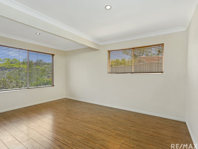 Photo - 48 Alison Road, Carrara QLD 4211 - Image 11