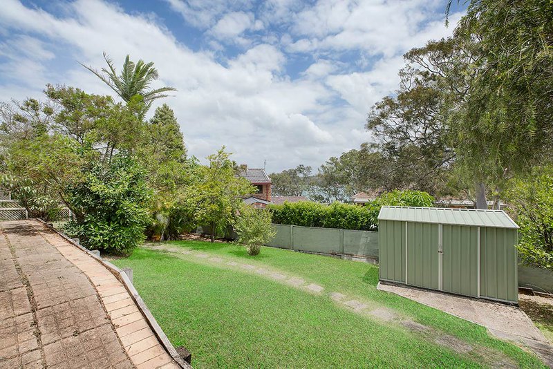 Photo - 48 Alkrington Avenue, Fishing Point NSW 2283 - Image 13