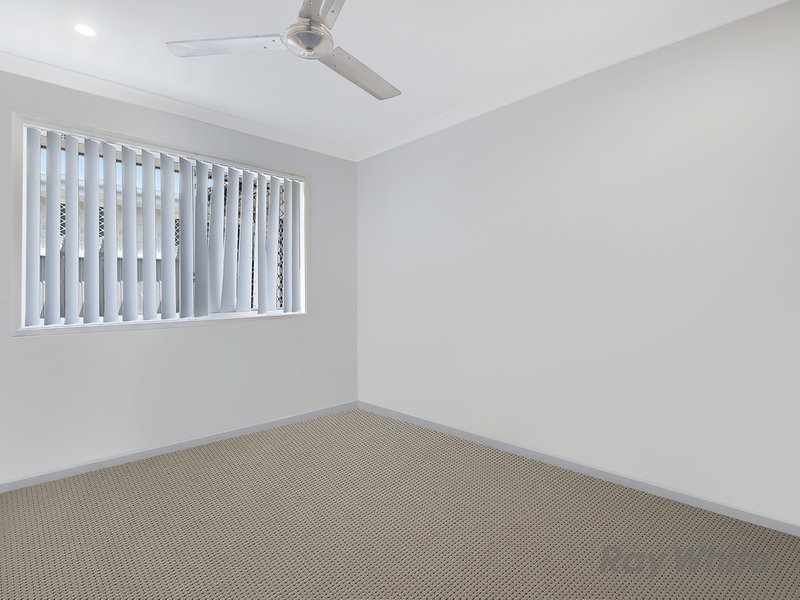 Photo - 48 Apple Circuit, Griffin QLD 4503 - Image 9