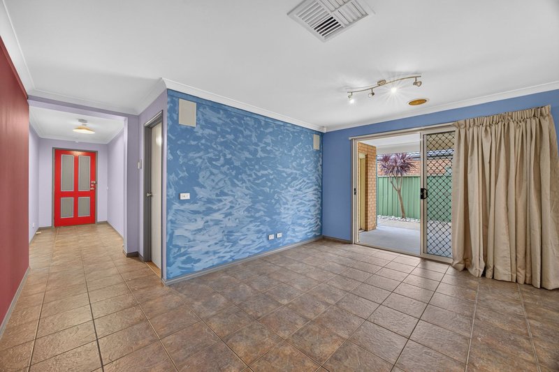 Photo - 48 Appletree Crescent, Shepparton VIC 3630 - Image 6